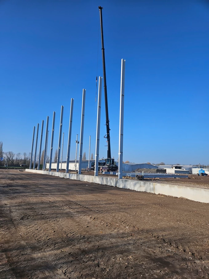 De hoogte in: staalconstructie nieuw hoofdkantoor Cornelissen Groep geplaatst